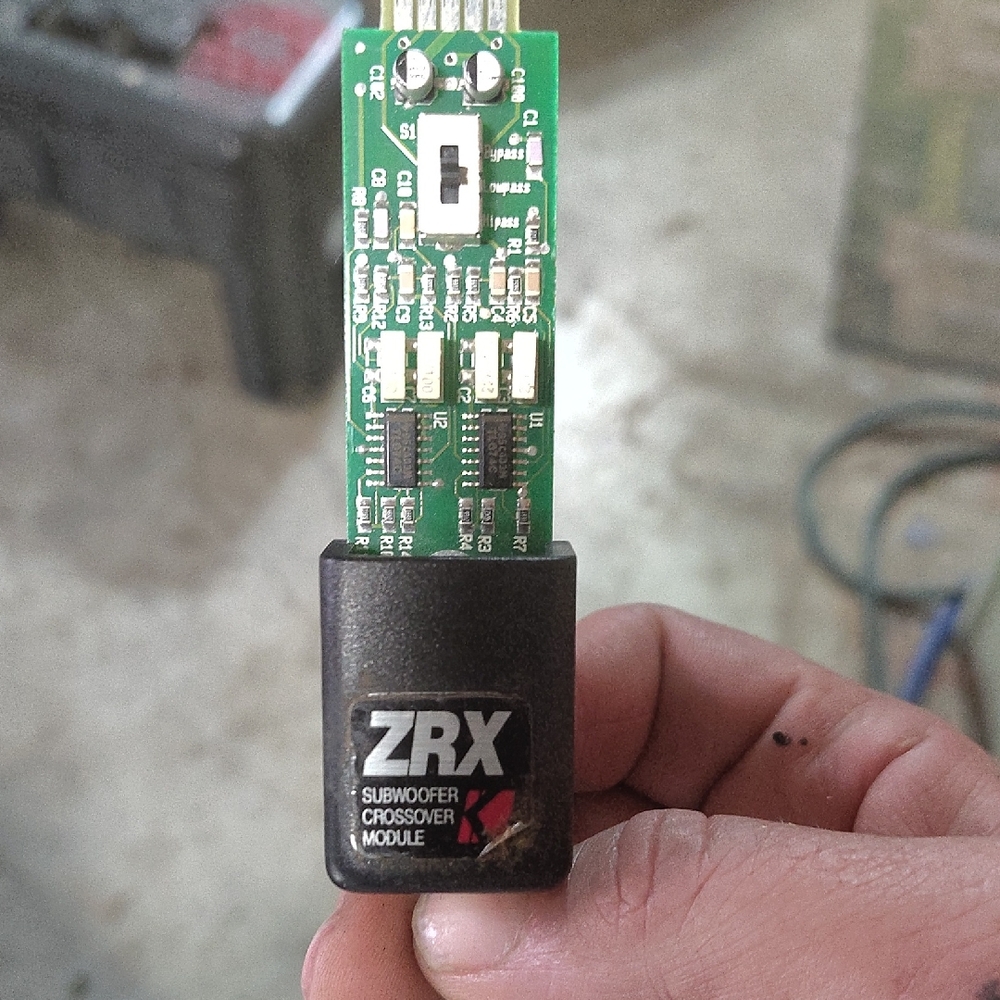 Kickers ZRX Subwoofer Crossover Module - Black and Green